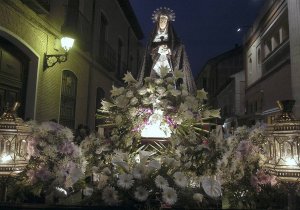 Virgen de la Soledad, en la procesión del año pasado. :: FRAN JIMÉNEZ